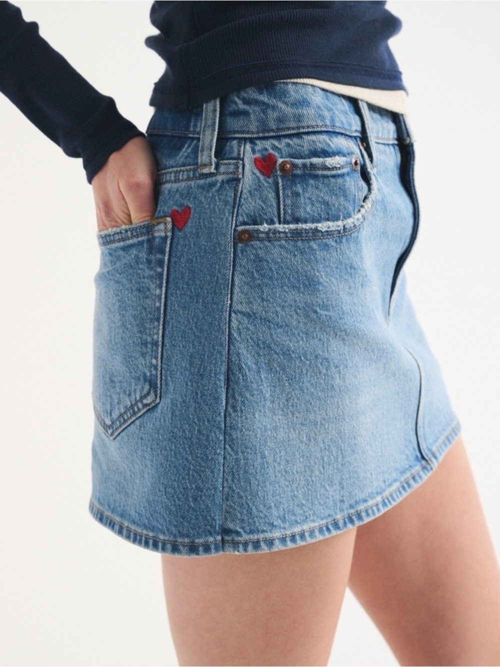 Abercrombie & Fitch Mid Rise Embroidered Denim Mini Skort - Picture 3 of 3